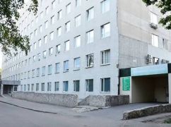 Без торгів і на п&rsquo;ять років: у харківській лікарні №17 розмістять дві міські служби