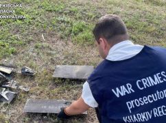 Прокуратура показала последствия ночной атаки дронов по Харькову: фото с места событий