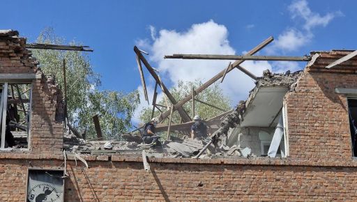 Опубликовано фото последствий удара по больнице в Харькове
