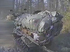 Пограничники показали, как уничтожают квадроциклы россиян в Харьковской области