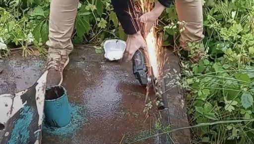 В Харькове котята оказались в ловушке во время ливня: их спасали с болгаркой