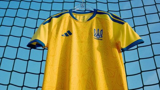 Стало известно, кто заменил Лунина в составе сборной Украины