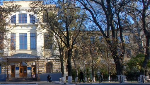 ДБТУ прокоментував, чому не звільняє судимого за корупцію ректора Одарченка