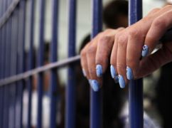 В Харькове осудили женщину за попытку кражи куртки из магазина Adidas