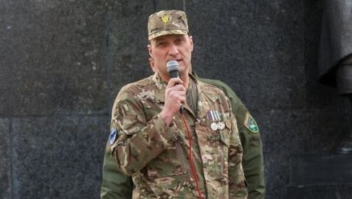 Залужний вручив "Золотий хрест" юристу з Харкова, який з 92 бригадою знищив РЕБ і ЗРК окупантів