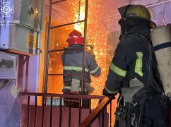 У Харкові спалахнула квартира: ДСНС врятувала двох жінок