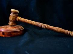 Душив і бив молотком по голові: мешканцю Харківщини винесли вирок за замах на вбивство