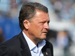 "Слід змінити клубну прописку": відомий тренер дав пораду воротарю з Харківщини Луніну