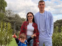 Жена вратаря из Харьковской области показала часть роскошного дома семьи в Мадриде