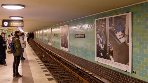 Метро как укрытие: В берлинской подземке покажут, как жили харьковчане под обстрелами