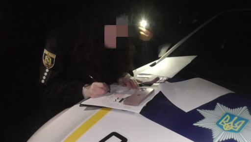 На Харківщині донька п’яного кермувальника намагалася підкупити патрульних