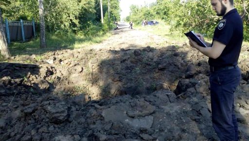 В одном из поселков Харьковского района российский снаряд повредил около 20 домов