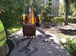 Комунальники відновлюють водопостачання в зруйнованих рашистами районах Харкова