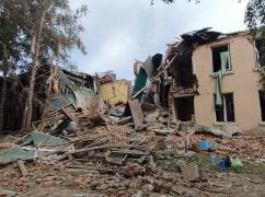 Лишився тільки фасад: кадри з місця руйнування РБК в Чугуєві