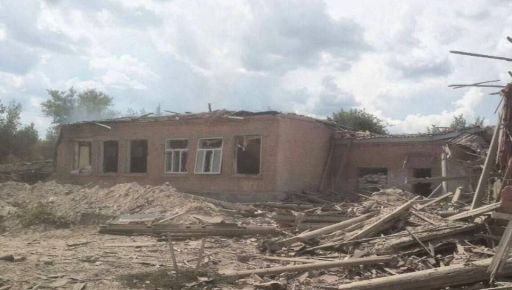 Изюмчане показали, как выглядит городская начальная школа после рашистского обстрела