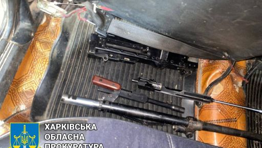 Кулемет, гранатомети, рушниця: Мешканець Харківщини зберігав вдома цілий арсенал