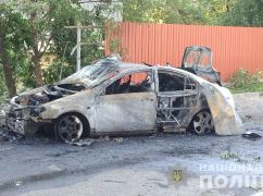 Обстрел Харькова: Полиция показала прямое попадание российского "Урагана" в машину