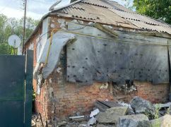 Армия путина в течение дня не прекращает обстреливать поселок на Харьковщине