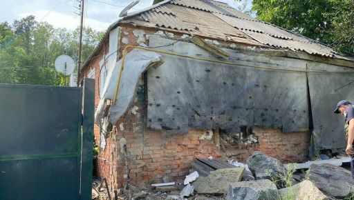 Армія путіна упродовж дня не припиняє обстрілювати селище на Харківщині