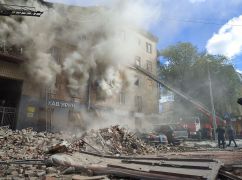 Поисково-спасательная операция в Харькове: ГСЧС ликвидирует последствия ракетной атаки (ФОТОРЕПОРТАЖ)