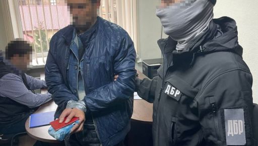 Коллаборанты в погонах: На Харьковщине правоохранители задержали двух российских прислужников из полицейских