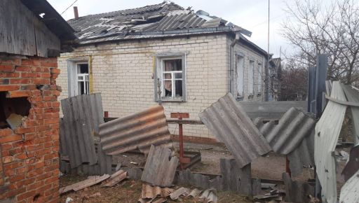 Зруйновані приватні будинки, поранена людина: Подробиці обстрілів на Харківщині