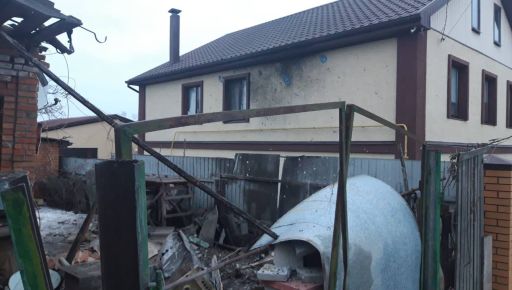На Харківщині росіяни обстріляли житло пенсіонера, чоловік отримав поранення – ОВА