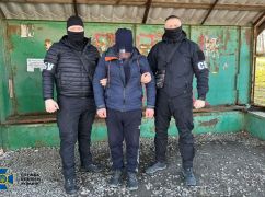 На Харківщині схопили залізничника, який завозив окупантів і заправляв їхній бронепотяг – СБУ