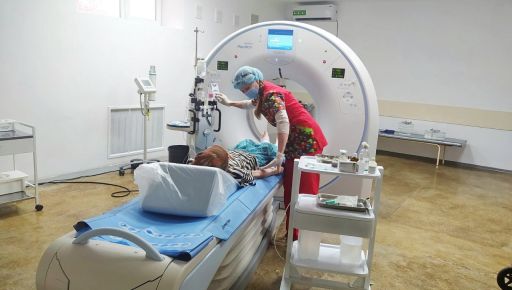У Балаклії замість розстріляного окупантами ввели в експлуатацію новий комп’ютерний томограф