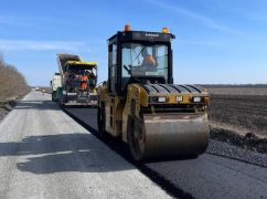 В Харьковской области начали ремонт автодороги, что соединяет деоккупированные громады