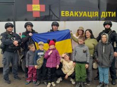 На Харківщині з-під російських обстрілів евакуювали понад 60 людей