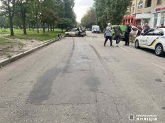 В Харькове разбились три машины: Пострадали водитель и пассажирка