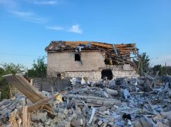 Синегубов показал последствия авиаударов по Харьковской области: Кадры с места