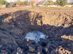 Росіяни продовжують нищити будинки на Харківщині: По яких селах били 25 листопада