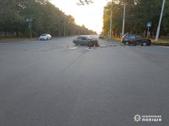 В Харькове на перекрестке разбились две легковушки: Пострадал водитель Daewoo