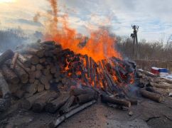 На Харківщині окупанти обстріляли комунальне підприємство, сталася масштабна пожежа – ОВА