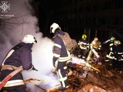 В Харькове в результате удара ракетами повреждены 26 автомобилей: Кадры с места