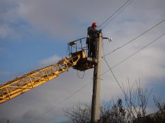 У Козачій Лопані відновили електропостачання для понад 1500 жителів