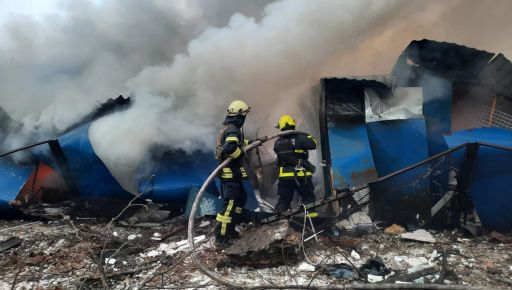 В Харькове спасатели достали из-под завалов 27 человек