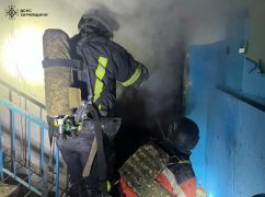 В Харькове из горящей высотки вывели 10 человек, пострадал мужчина