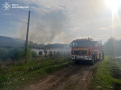 Окупанти розбомбили корівники в Харківській області: ДСНС заявила про велику пожежу