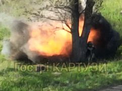 Как российских окупантов уничтожают в "зеленке" на Харьковщине: Съемка с воздуха