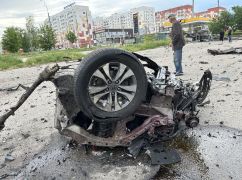 Розбиті багатоповерхівки та калюжі крові: Обстріл Харкова 22 травня (ФОТОРЕПОРТАЖ)