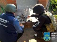 У Харкові внаслідок нічного обстрілу постраждала жінка