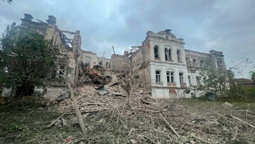 Синєгубов показав кінноспортивну школу, яку вночі ракетами знищили під Харковом