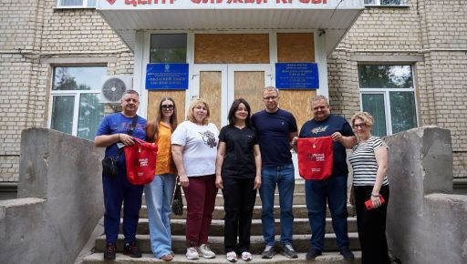 Донорство під час війни: Депутати від "Успішного Харкова" демонструють приклад суспільної єдності
