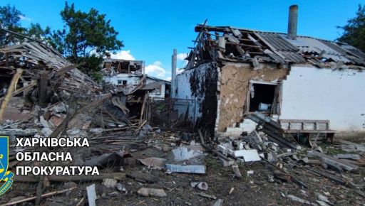 Пробитые многоэтажки и частные дома: Как выглядит Купянский район после обстрела