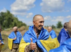 Украина вернула защитников, попавших в плен на Харьковщине