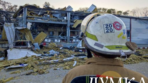 Окупанти обстріляли хлібозавод у Харкові (ФОТОРЕПОРТАЖ)