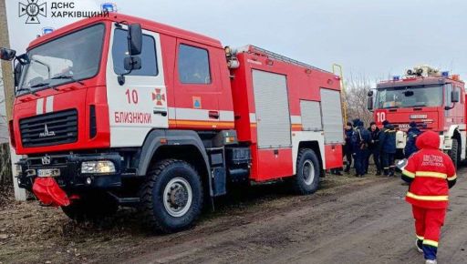 У Лозівському районі у вогні загинув пенсіонер: Кадри з місця події